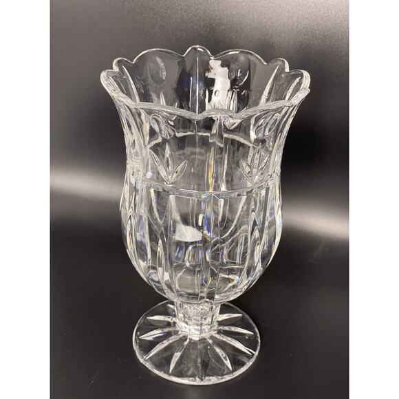 Heavy Clear Deep Cut Glass Pedestal Vase Thumbprint wheat ribbed 7 1/2"x 4 1/2" - Picture 4 of 8